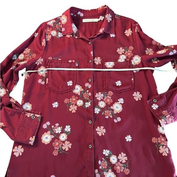 Billy T Women’s Maroon Floral Button Down Shirt Size Medium - Picture 8 of 9